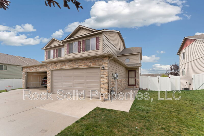 Cheyenne Townhome: 4024 Gunsmoke Road - 1