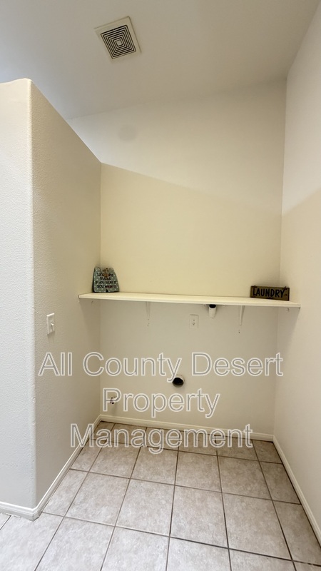 Main Rental Photo 25