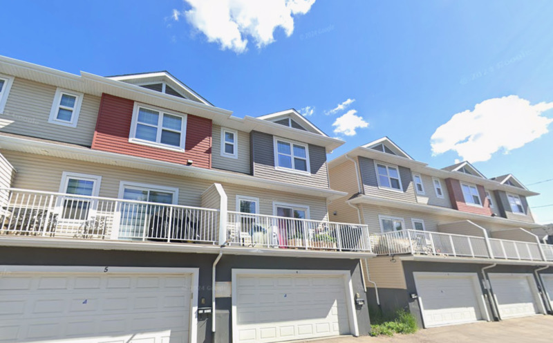 Edmonton Townhome: 10114 160 St NW