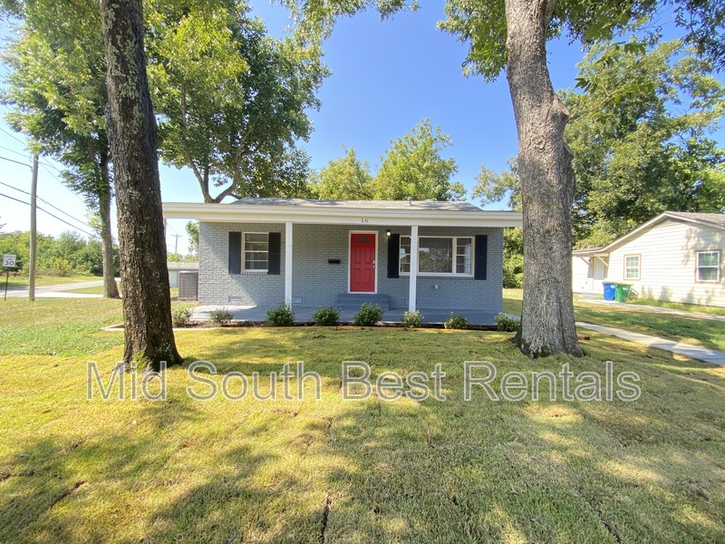 North Little Rock House: 16 Rhodes Ave