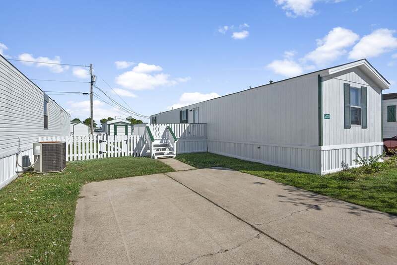 Dickinson House: 5139 Martinique Calle