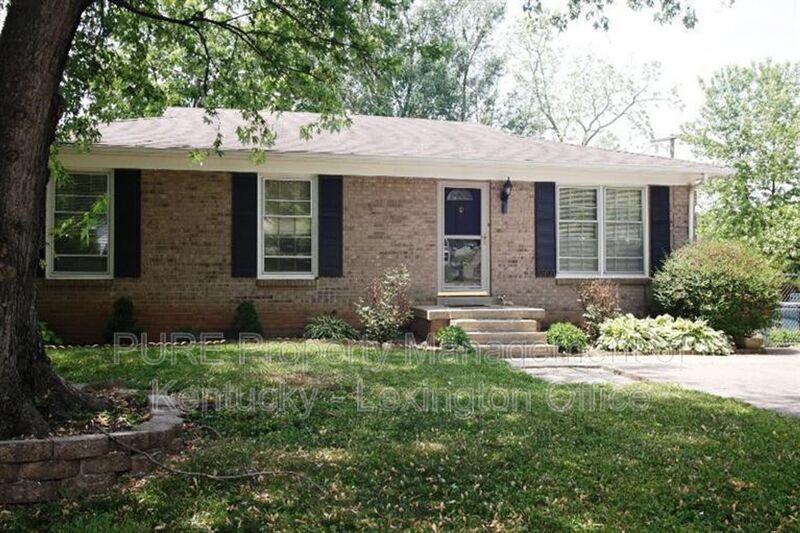 Lexington House: 3905 Hidden Springs Dr