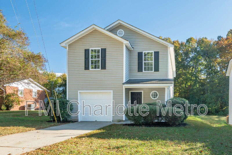 Charlotte House: 10020 Lawing School Rd