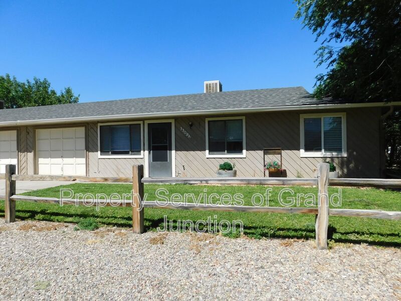 Clifton Condo: 3309 Delicious Drive