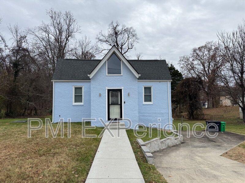 Fort Washington House: 8203 Comet Dr