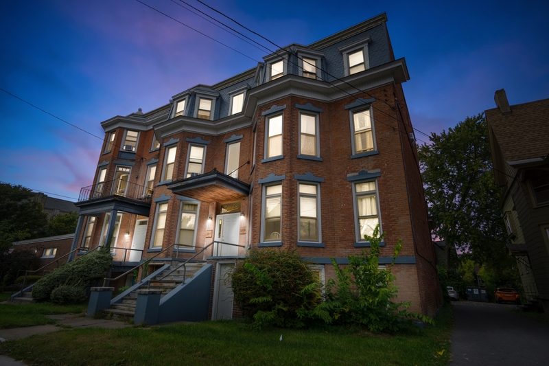 Syracuse Condo: 1109 East Genesee Street - 3