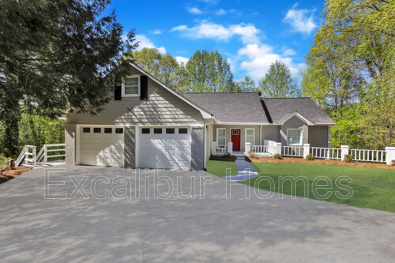 Request a Viewing for 1350 Willowbrook Drive SW Tenant Turner