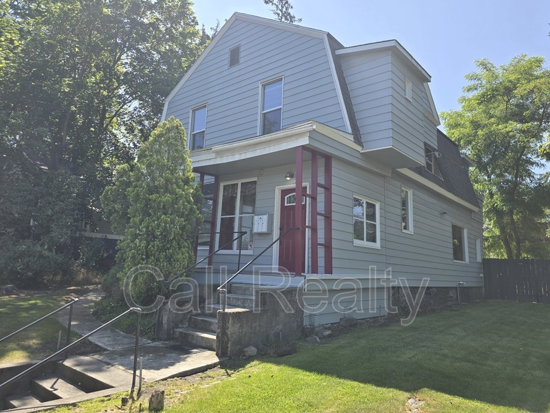 Spokane Condo: 1425 W 6th Ave