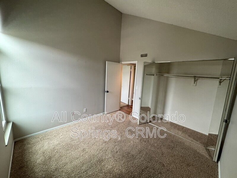 Main Rental Photo 15