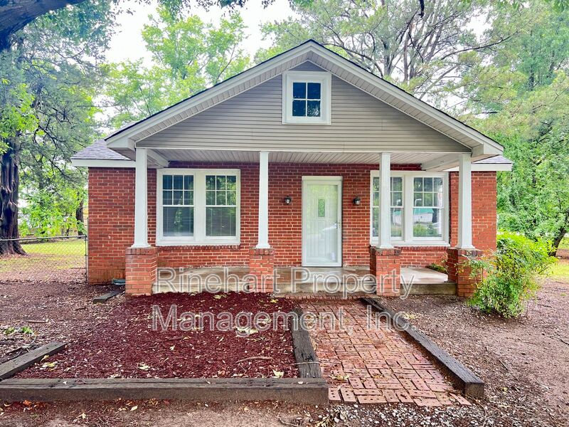 Rock Hill House: 216 Meade Street