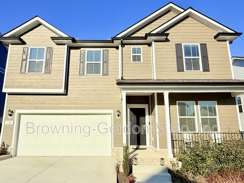 La Vergne House: 106 Glacier Way