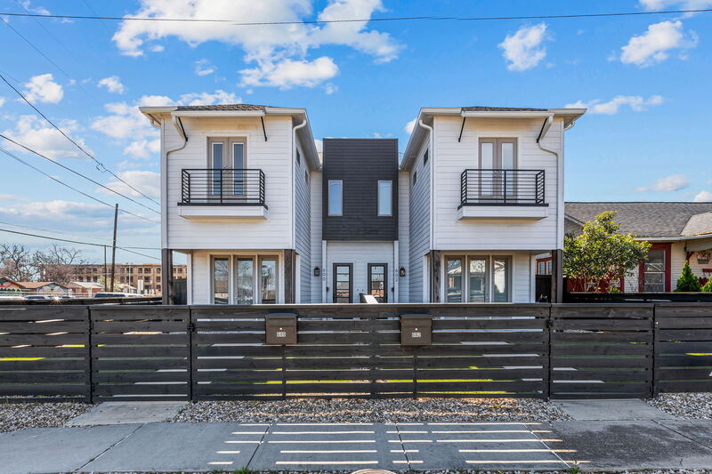 Dallas House: 600 Melba St