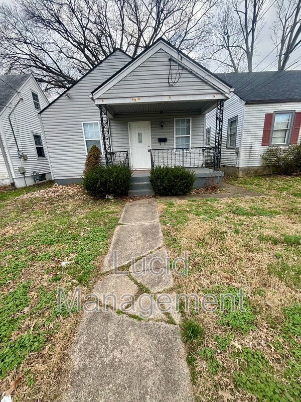 Louisville House: 910 West Whitney Avenue
