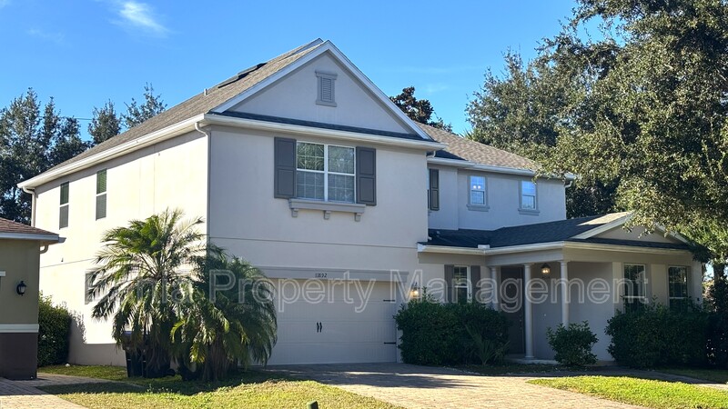 Orlando House: 11892 Thatcher Ave