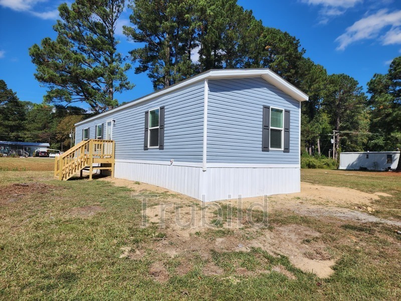 Battleboro House: 1000 Wave Lane