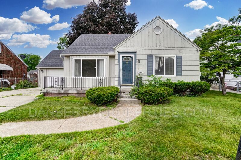 Toledo Condo: 915 Independence Road - 1