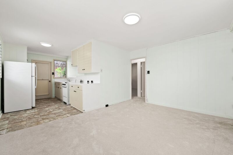 Honolulu Condo: 735 Lukepane Avenue