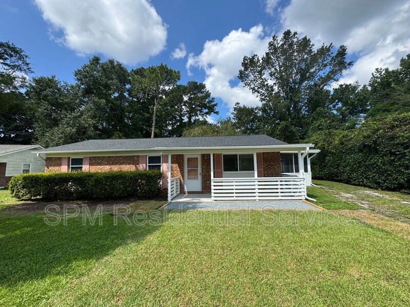 Wilmington House: 317 Covington Road