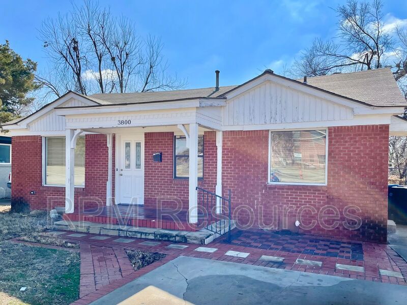 Oklahoma City House: 3800 NW 19th St