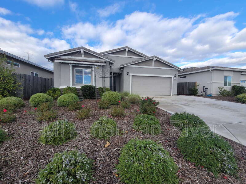 Plumas Lake House: 2053 Skipper Cove Way