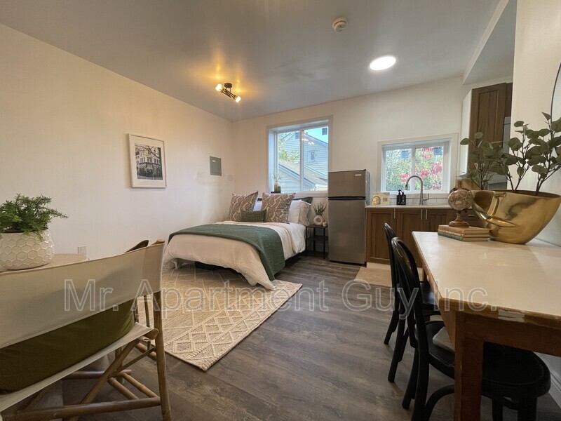 St Catharines Condo: 45 St Paul Street West