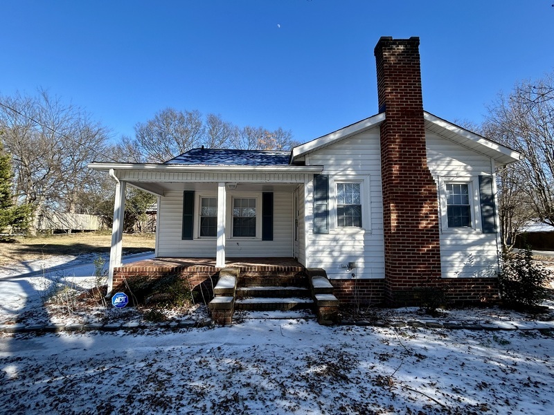 Concord House: 935 Old Charlotte Road