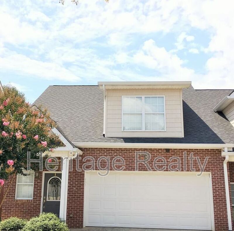 Knoxville Condo: 655 Yorkland Way - 1