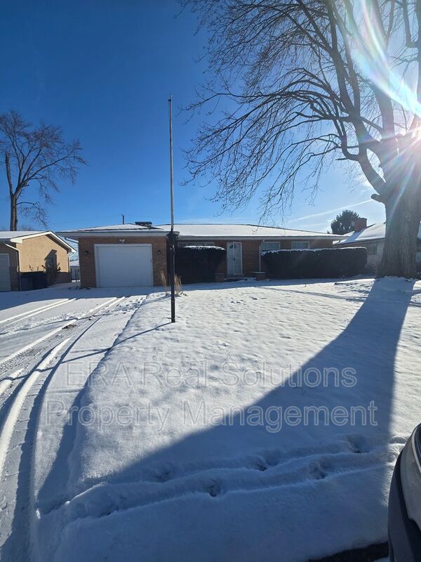 Columbus House: 1094 St. Agnes Avenue