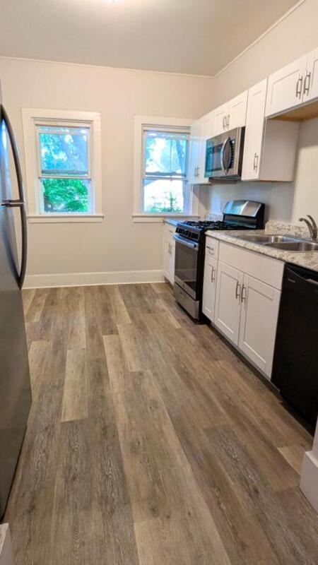 Rochester House: 227 Hamilton St