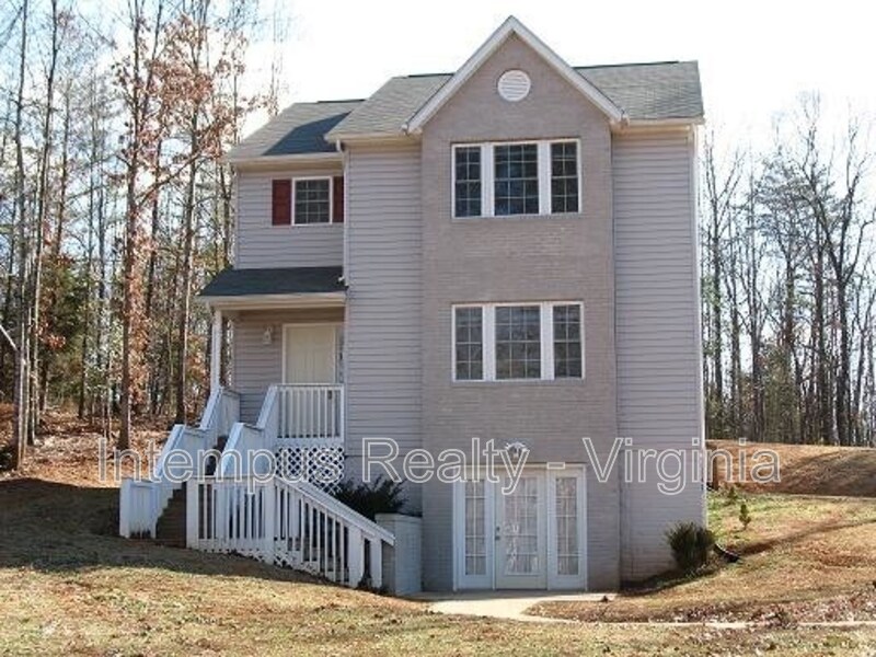 Jeffersonton House: 6107 Bilal Ct