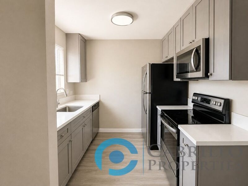 San Diego Condo: 4423 52nd Street