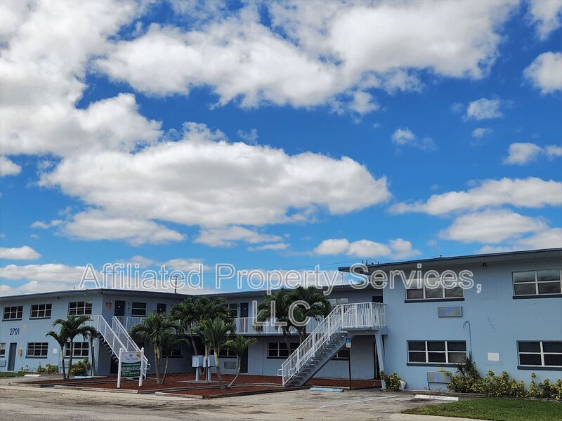 Rivera Beach House: 2701 Avenue E