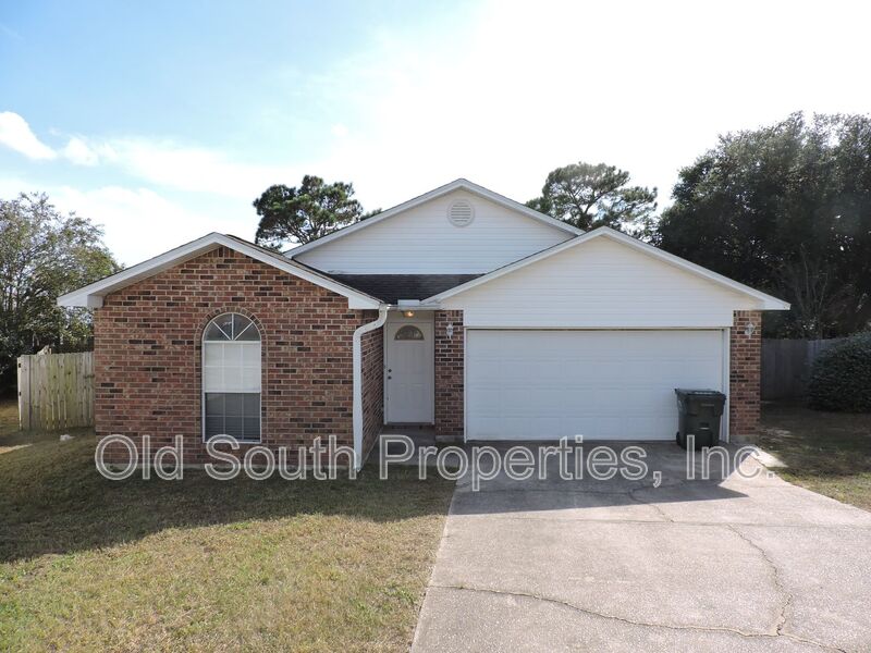 Pensacola House: 372 Mizzen Lane