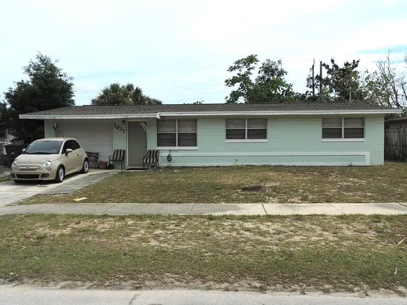 Daytona Beach House: 1037 Berkshire Road