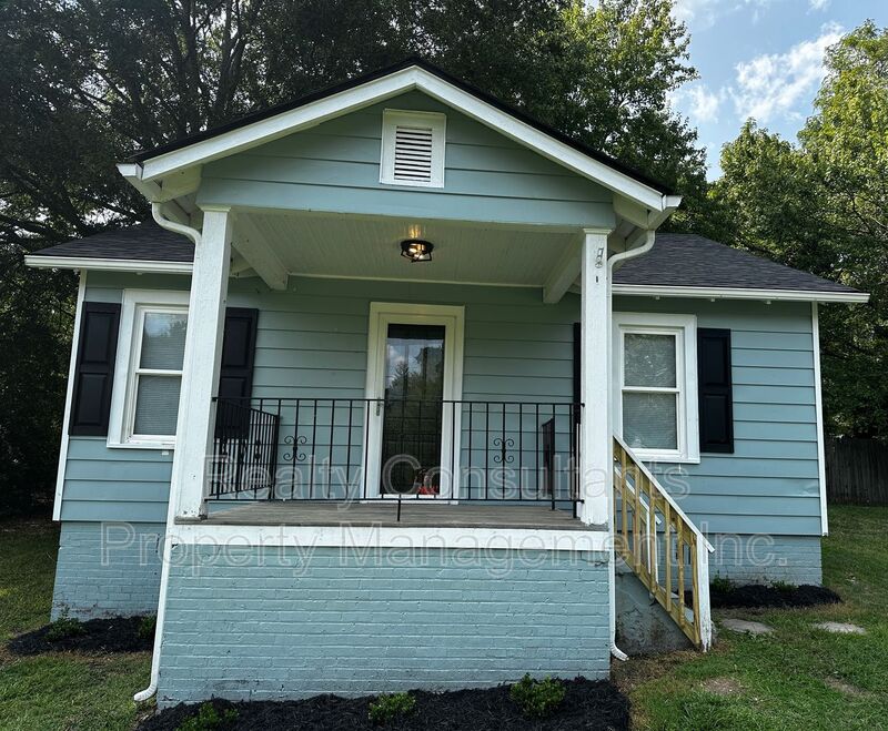 High Point House: 313 Druid Street