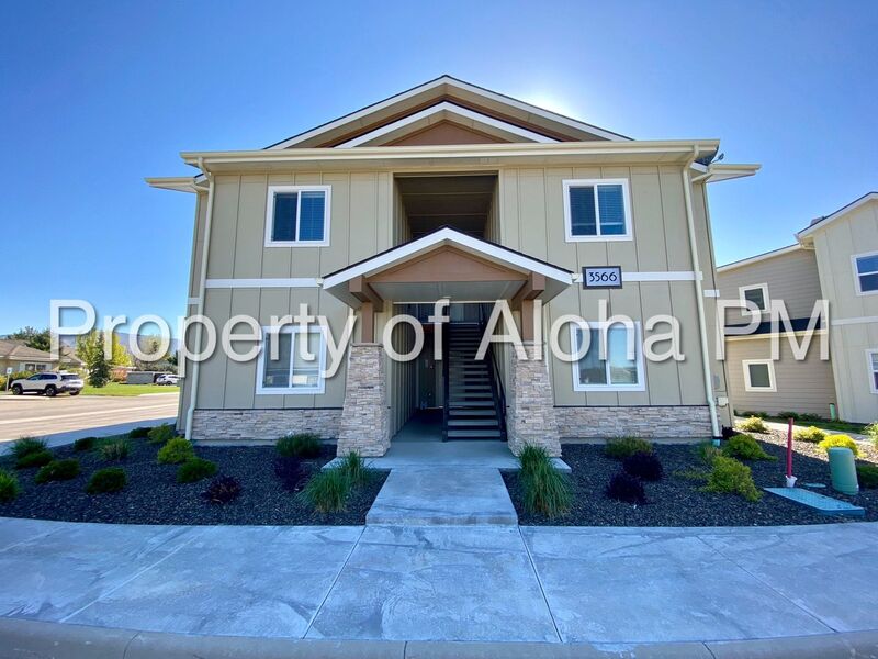 Boise House: 3566 E. Grand Forest Dr