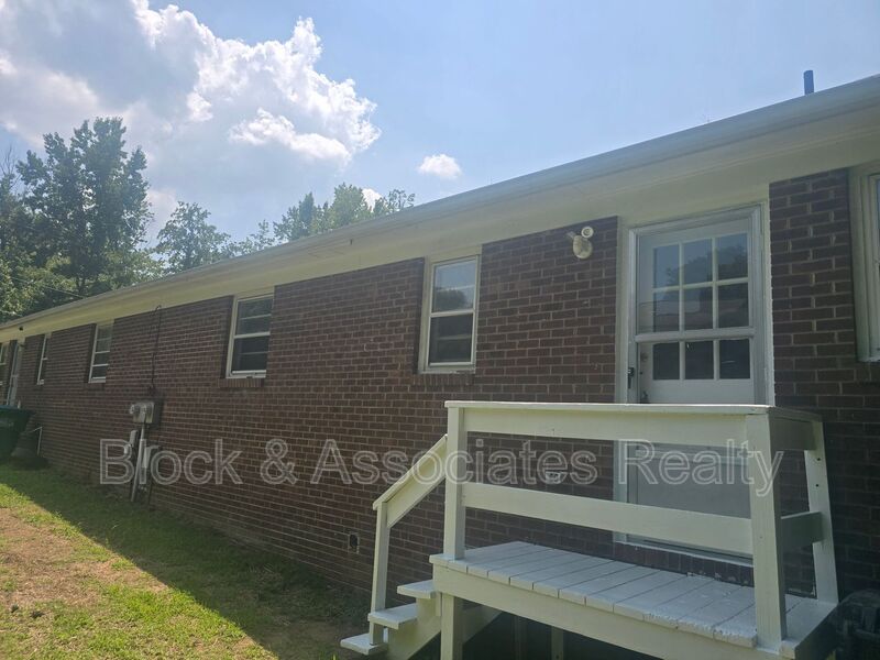 High Point Condo: 1031 Pegram Ave