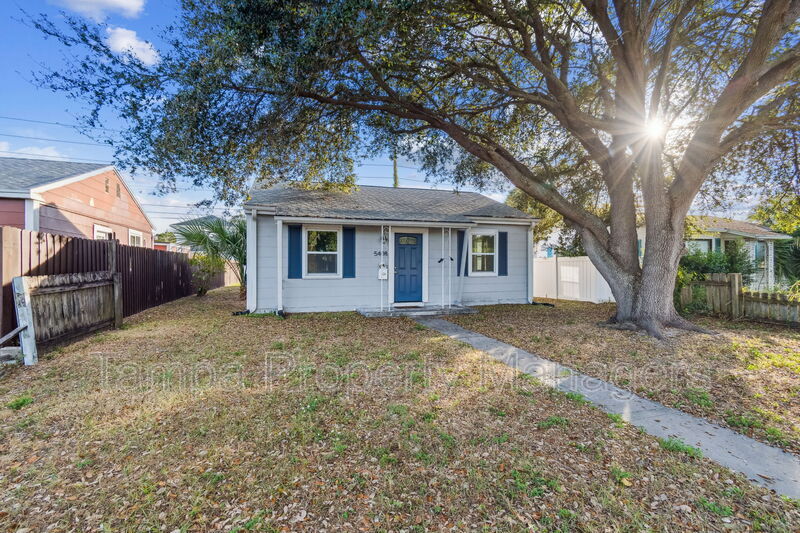 Saint Petersburg House: 5408 5th Ave N