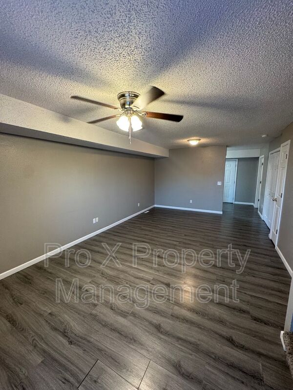 Springfield Townhome: 4115 S Glenn Ave