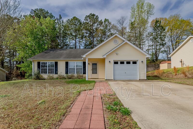 Fountain Inn House: 1901 Country Apple Ct