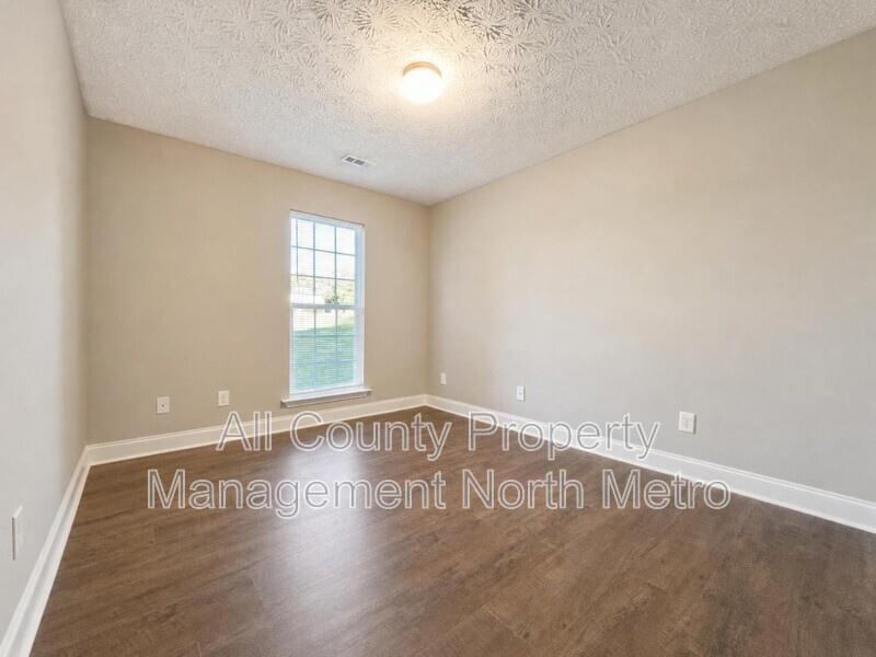 Main Rental Photo 9