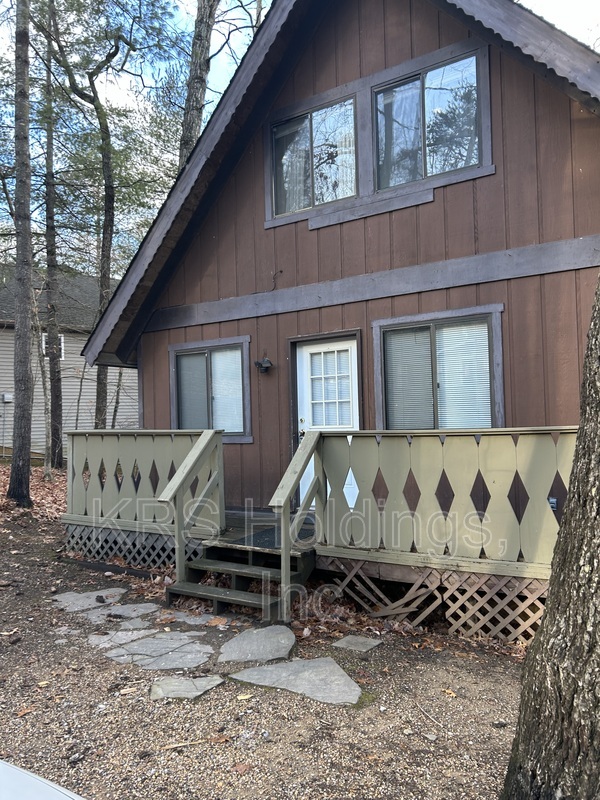 McGaheysville House: 213 Spotswood Lane
