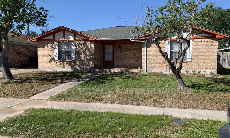 Corpus Christi House: 740 Orleans Drive