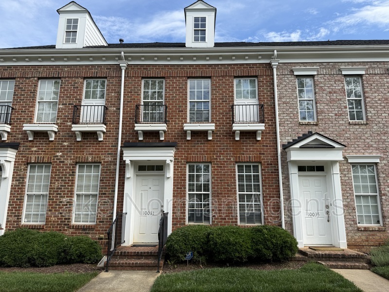 Huntersville Townhome: 10031 Ansonborough Square