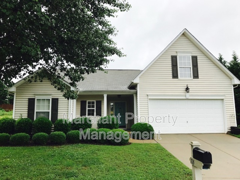 Greer House: 776 Waterbrook Lane