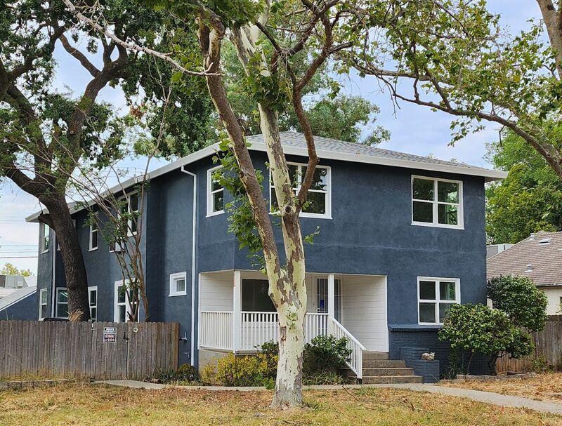 Sacramento House: 1119 Lochbrae Rd