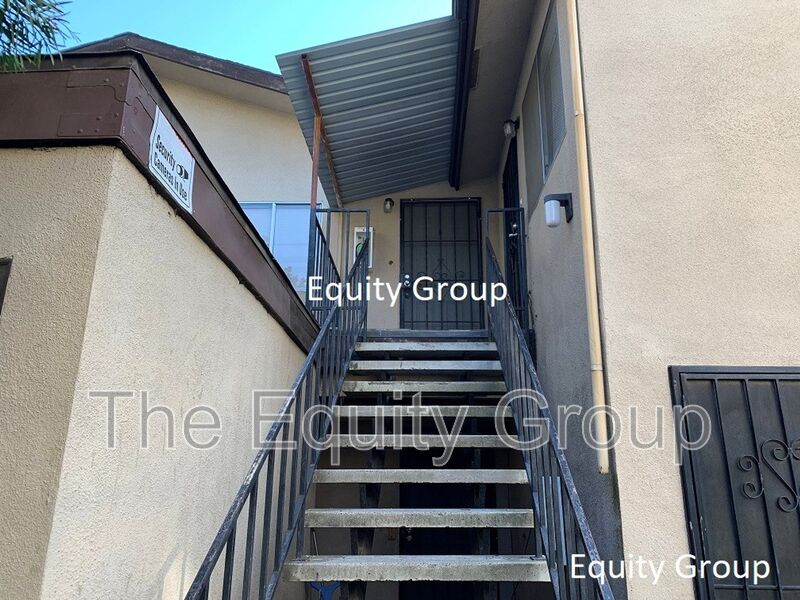 Visalia Condo: 116 West Murray Avenue