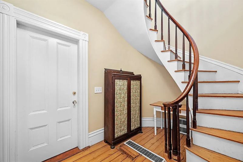 Salem Condo: 102 Bridge St