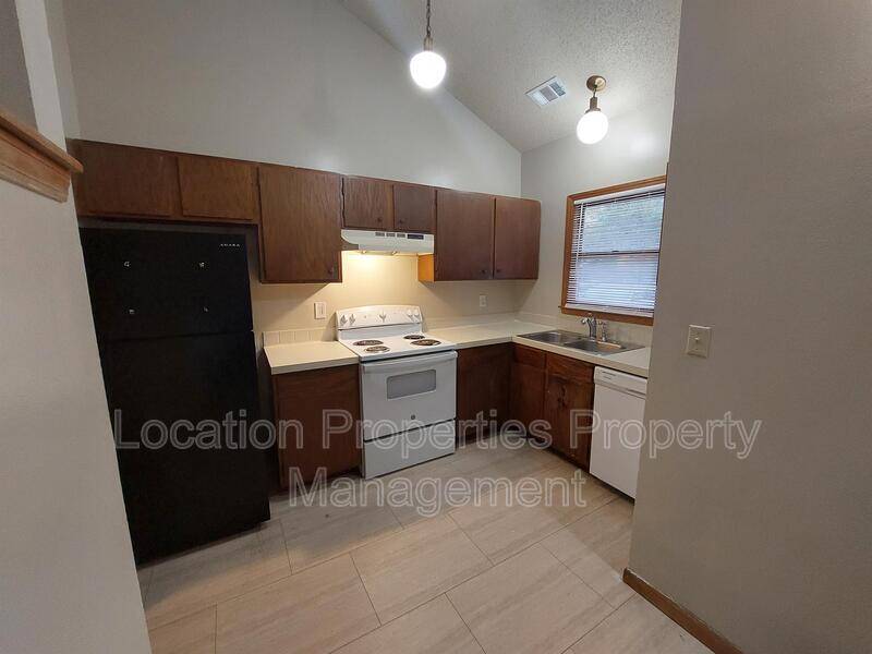 2807 Ridge Court - B, rental photo 8