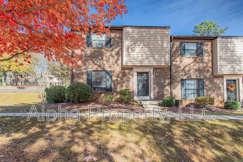 Taylors Condo: 812 Reid School Rd